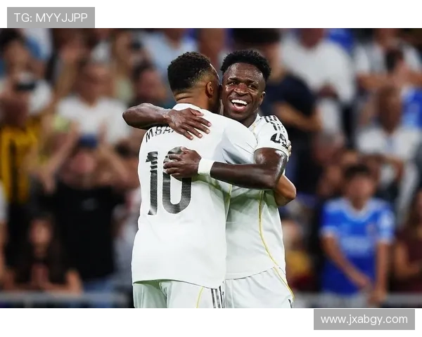 维尼修斯：姆巴佩配合亚马尔发声关键