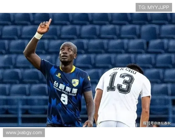 新鹏城铁人外援对决安以恩首发